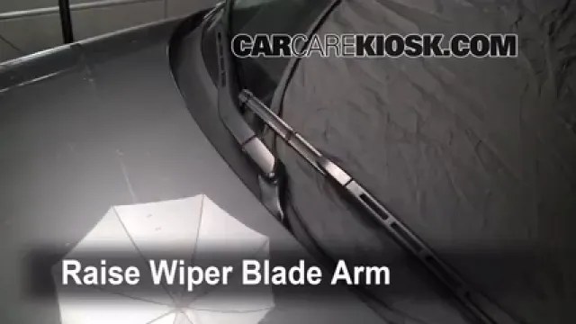 2004 Audi A6 3.0L V6 Balais essuie-glace avant Changer les balais des essuie-glace